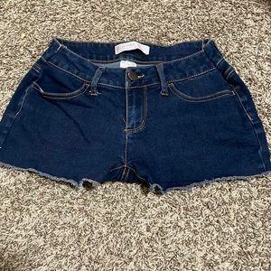 NOBO Booty denim shorts